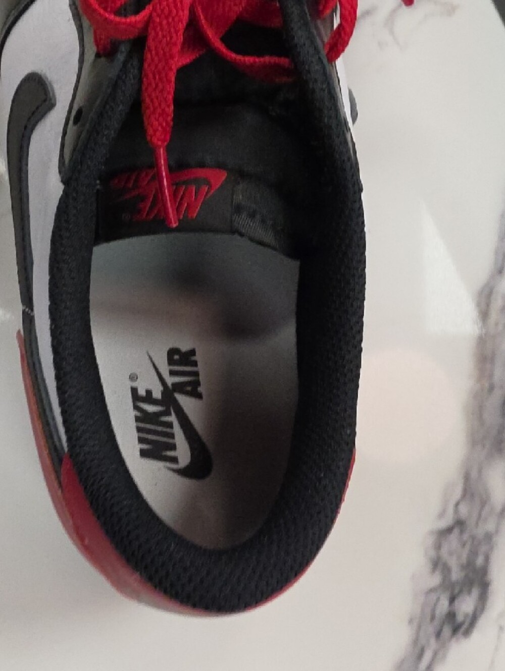 Nike Low-Top Sneakers in Black, White, and Red - Picture 5 of 8